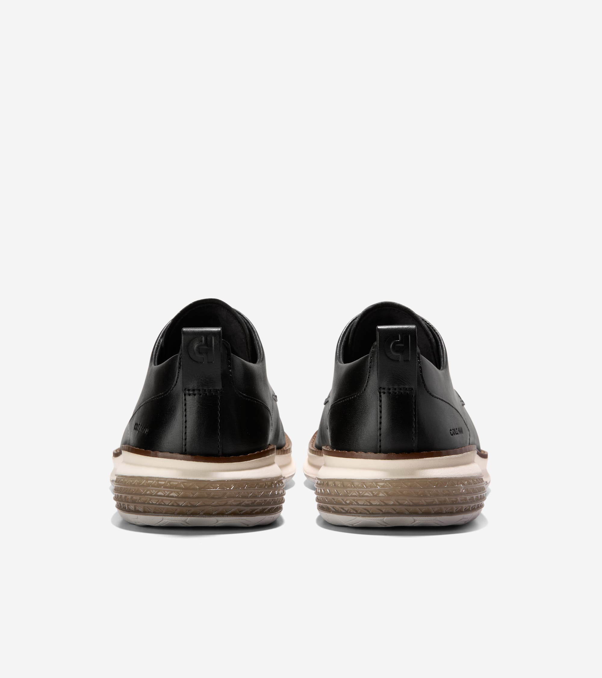 Men's ØriginalGrand ENERGYWEAVE PERFORATED PLAIN TOE OXFORDS 穿孔牛津鞋